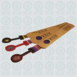 SEPARADOR LIBRO CUERO Y CRIN